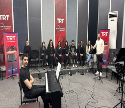 Üniversitemiz GSF Öğrencileri TRT GAP Radyosunda Canlı Yayında Konser Verdi...
