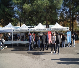 Üniversitemizde Öğrenci Toplulukları Tanıtım Günleri ...