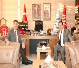 Üniversitemiz Rektörü Prof. Dr. İdris Demir, Dicle Üniversitesi Rektörü Prof. Dr....