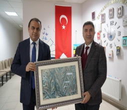 Rektör Prof. Dr. Demir, KYK Kız Öğrenci Yurdunda Öğrencilerle Bir Araya...