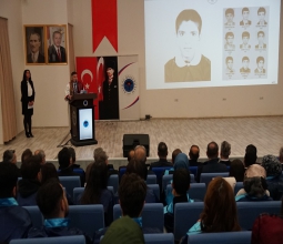 Bakan Mehmet Şimşek Üniversitemizde “Küresel Meydan Okumalar ve Türkiye” Konferansı Verdi...