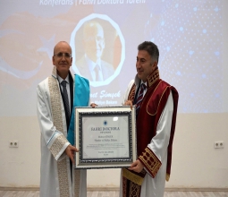 Üniversitemiz Senatosundan Bakan Mehmet Şimşek’e Fahri Doktora Ünvanı...