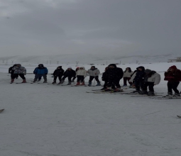 Üniversitemiz Öğrencilerinden Rahva Kayak Merkezinde Kayak Etkinliği...