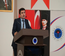 Üniversitemizde “Finans ve Sermaye Piyasalarında Kariyer Yolculuğu” ve “Finansal Okuryazarlık” Programları...