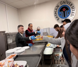 Üniversitemiz Öğrencileriyle İlk İftar Heyecanı...