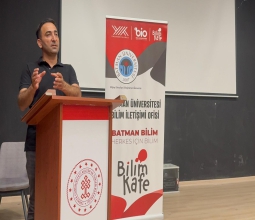 Geleceğin Meslekleri Bilim Kafede Konuşuldu: Elektrik Elektronik Mühendisliği ve Yeni Kariyer...