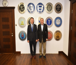 Rektörümüz Prof. Dr. İdris Demir, Marmara Üniversitesi Rektörü Prof. Dr. Mehmet...