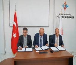 Üniversitemiz Öğrencilerine Uygulamalı Eğitim İmkânı Sağlayacak İş Birliği Protokolleri İmzalandı...